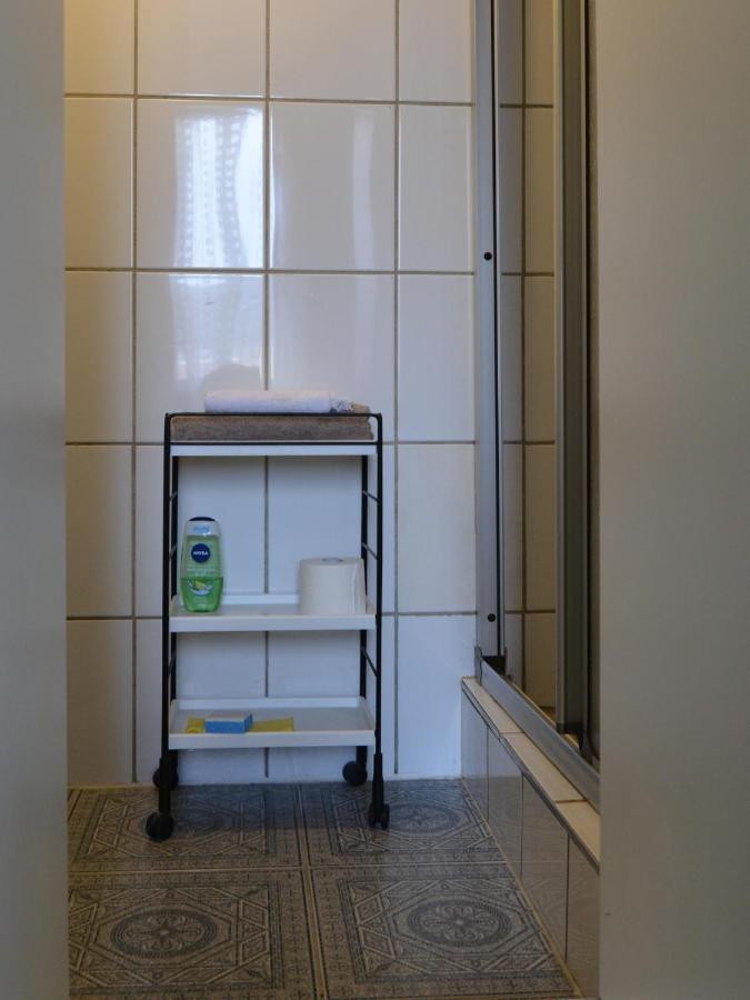 Ma-A2 Single Wohnung Krefeld Buitenkant foto