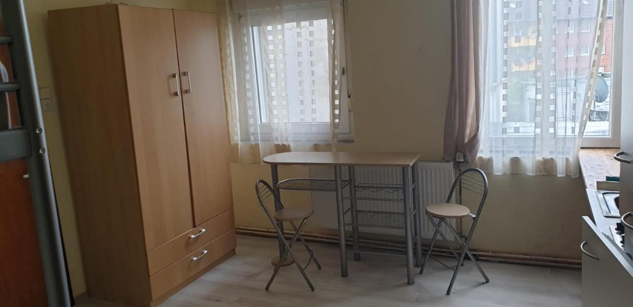 Ma-A2 Single Wohnung Krefeld Buitenkant foto